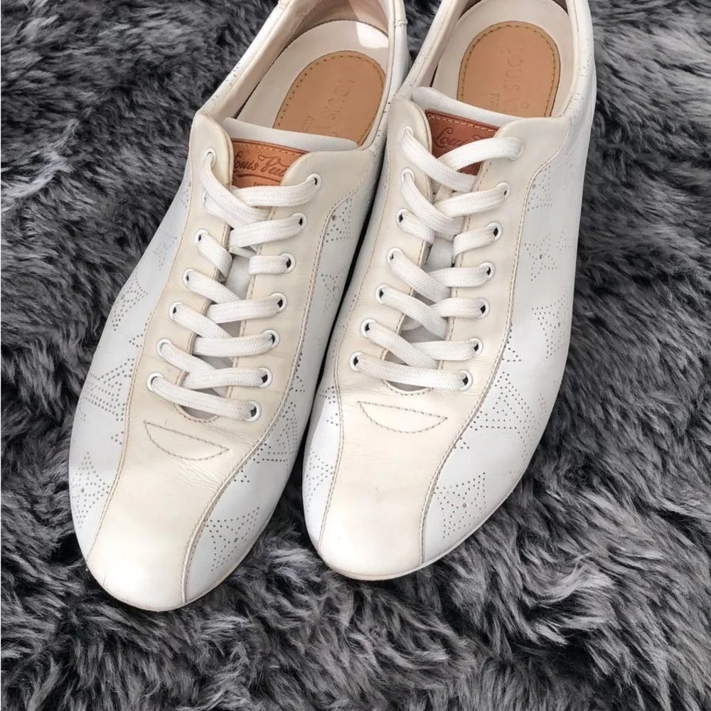 Louis Vuitton size 39 sneakers - Picture 4 of 6